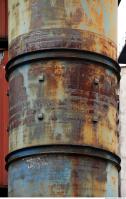 metal chimney rusty 0010